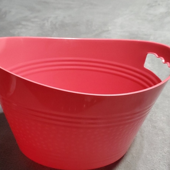 Mystery beauty/bath basket - Picture 2 of 5